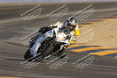 media/Dec-10-2023-SoCal Trackdays (Sun) [[0ce70f5433]]/Turn 12 (2pm)/